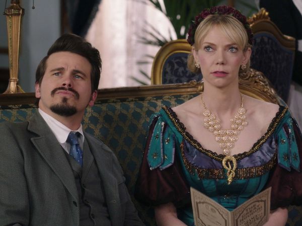 Another Period - Séance