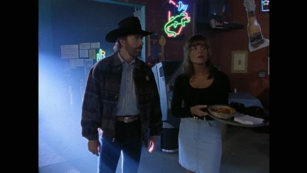 Walker, Texas Ranger - Juggernaut