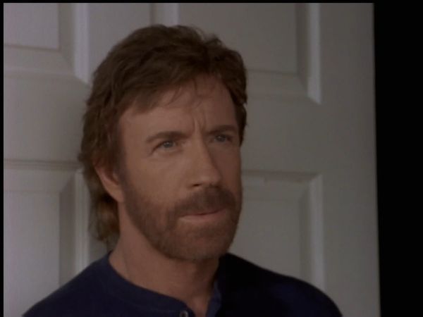 Walker, Texas Ranger - The Siege