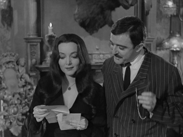 The Addams Family - Cousin Itt Visits The Addams Family