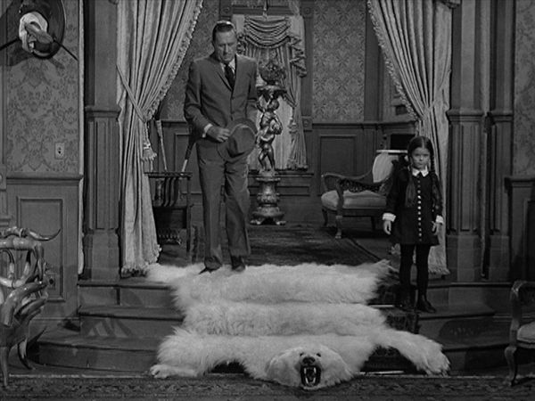 The Addams Family - The Addams Family Goes To School