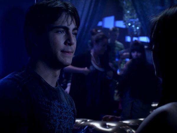 Degrassi: The Next Generation - Paper Planes, Pt. 1