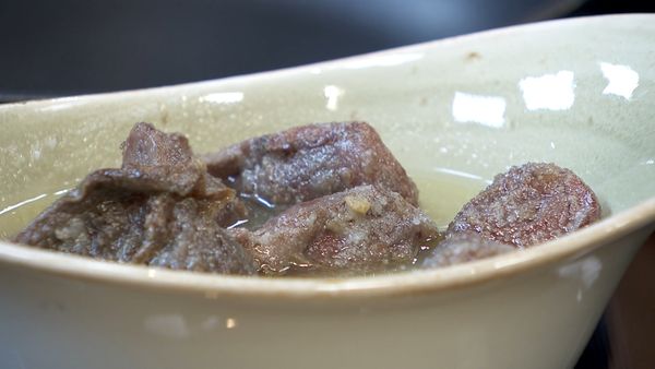 Torres en la cocina - Puré de Raíces, Huevos al Plato