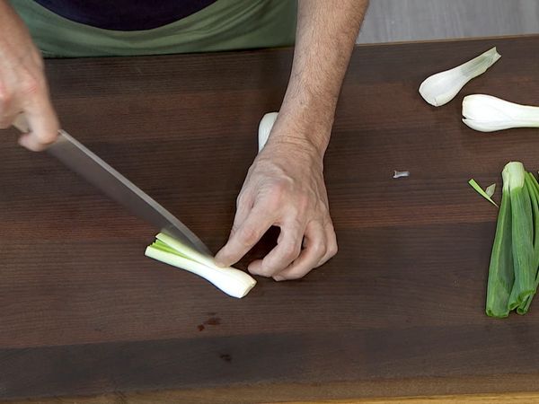 Torres en la cocina - Ensalada Templada de Habas y Salmón Con Berenjena