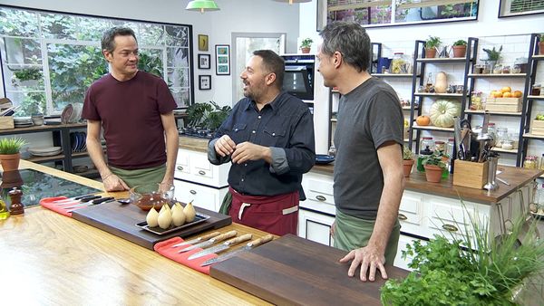 Torres en la cocina - Chuletas de Cerdo en Salsa y Peras a la Sangría