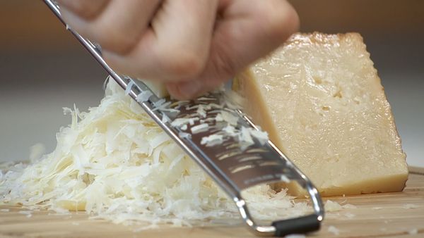 Torres en la cocina - Sopa de Invierno, Rape Con Salsa de Cebolla