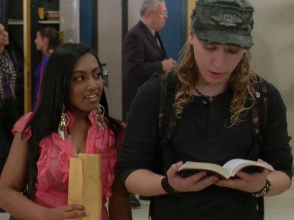 Degrassi: The Next Generation - Shoot To Thrill