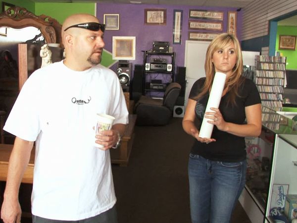 Storage Wars - Hooray for Holly-Weird