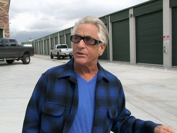 Storage Wars - Don't Bid So Close to Me