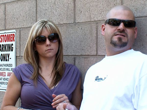 Storage Wars - Smoke 'Em If You Find 'Em