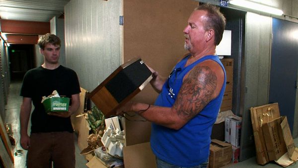 Storage Wars - Fu Dog Day Afternoon