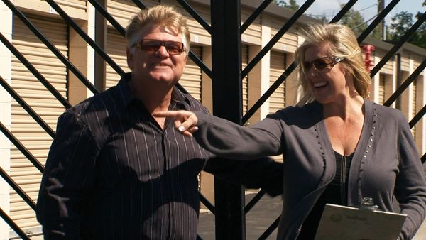 Storage Wars - Unclaimed Baggage