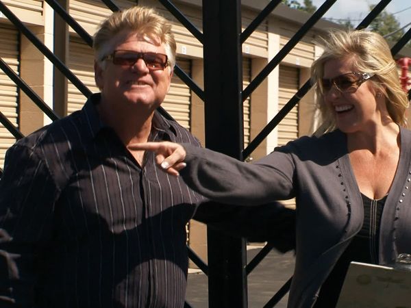 Storage Wars - Unclaimed Baggage