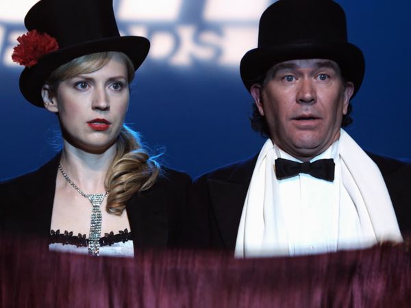 Leverage - The Top Hat Job
