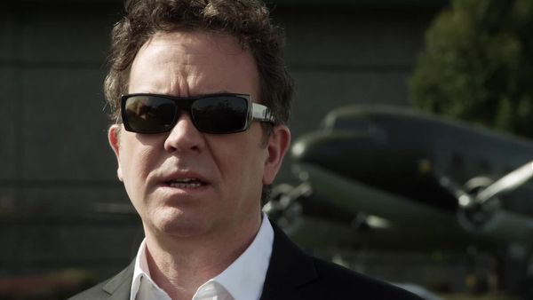 Leverage - The Very Big Bird Job