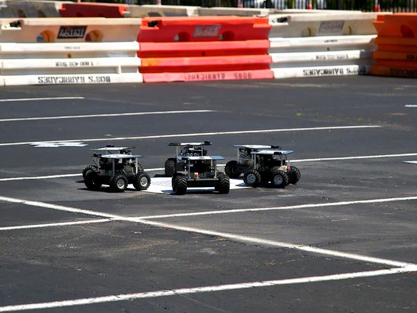 Xploration Outer Space - Space Bots