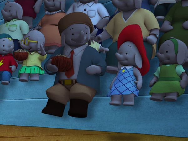 Ella The Elephant - Lights, Camera, Ella // Ella’s Island