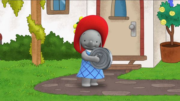 Ella The Elephant - Ella’s Dance Off // Picture This