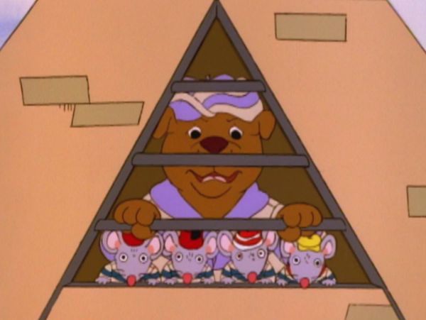 The Busy World of Richard Scarry - Grand Hotel // Couscous up the Nile // Cat Family Ski Trip