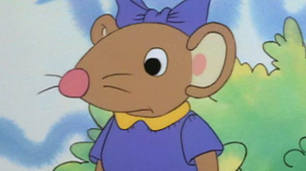 The Busy World of Richard Scarry - A Trip To The Moon // Pip Pip Goes To London // Floating Bananas