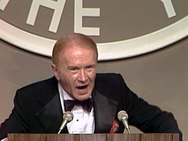 The Dean Martin Celebrity Roasts - Joan Collins (2/23/1984)