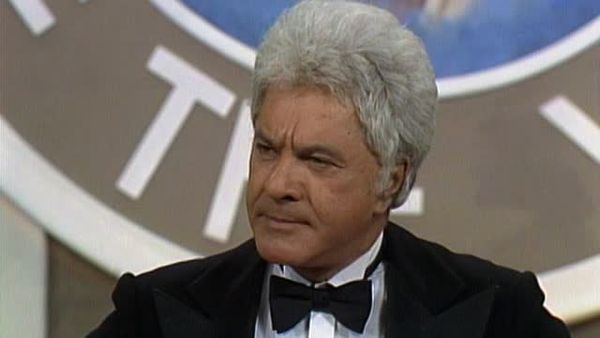 The Dean Martin Celebrity Roasts - Michael Landon (12/7/1984)