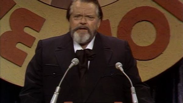 The Dean Martin Celebrity Roasts - Peter Marshall (5/2/1977)