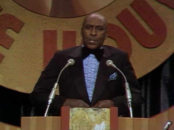 The Dean Martin Celebrity Roasts - Angie Dickinson (2/8/1977)