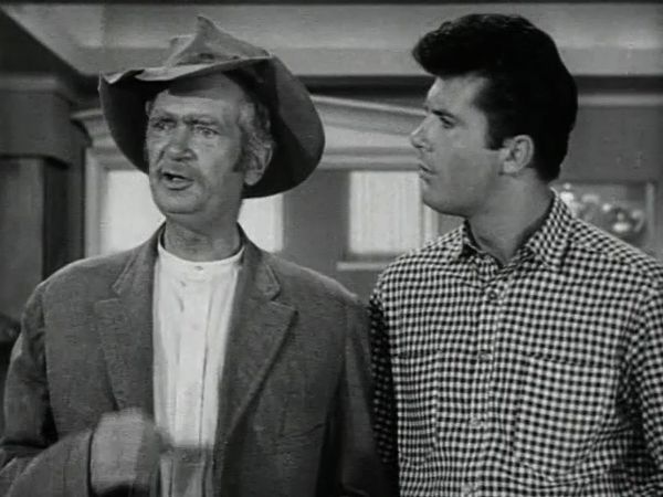 The Beverly Hillbillies - The Garden Party