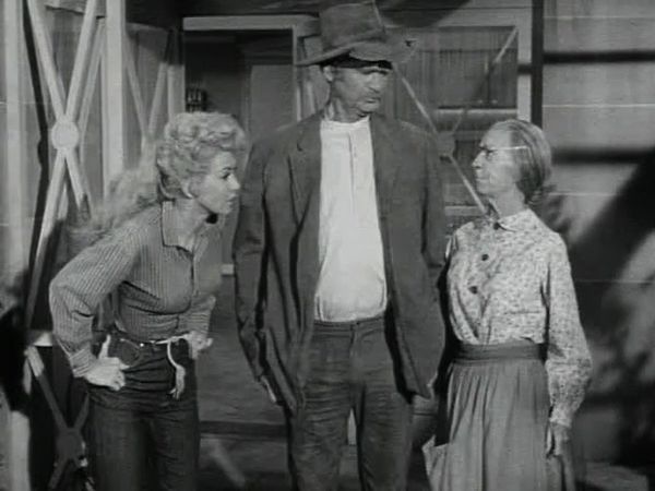 The Beverly Hillbillies - The Giant Jackrabbit