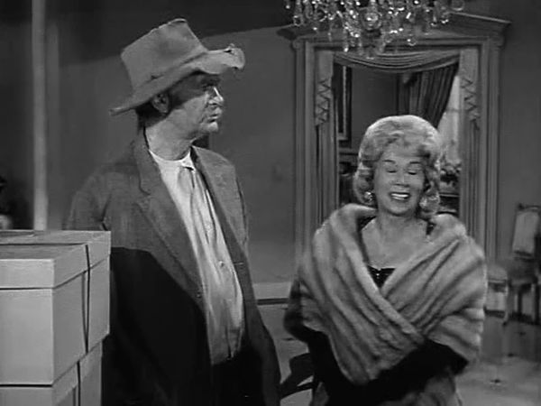 The Beverly Hillbillies - Jed Cuts The Family Tree