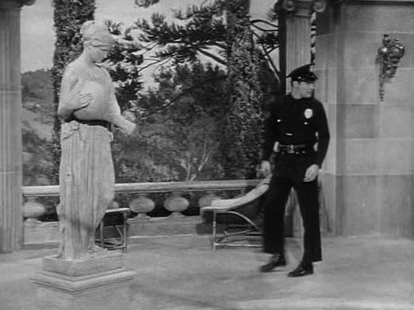The Beverly Hillbillies - Jed Plays Solomon