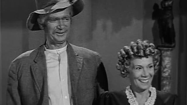 The Beverly Hillbillies - The Psychiatrist Gets Clampetted