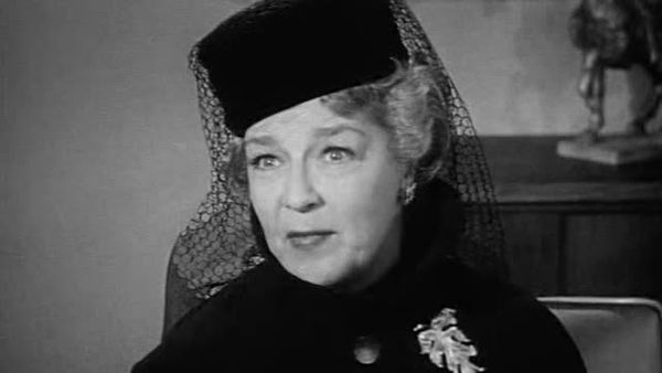 The Beverly Hillbillies - Jed Saves Drysdale's Marriage