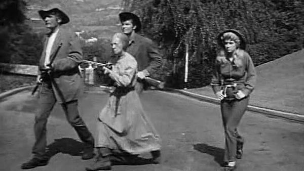The Beverly Hillbillies - The Great Feud