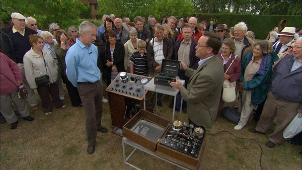 Antiques Roadshow UK - Hatfield 2