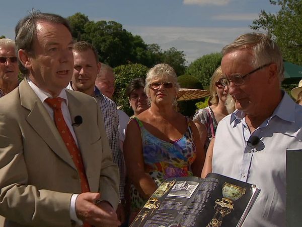 Antiques Roadshow UK - Chenies Manor 2