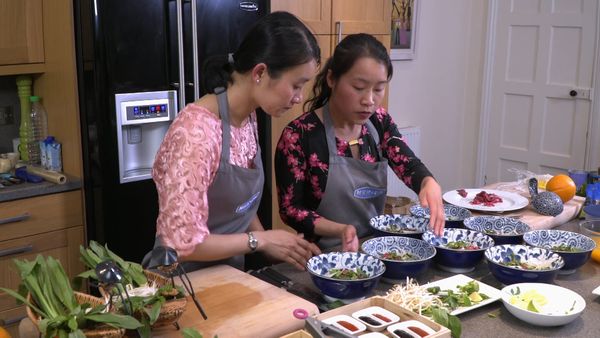 My Kitchen Rules UK - Inseparable Sisters