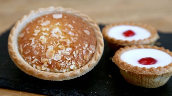Britain's Best Bakery - Episode 3