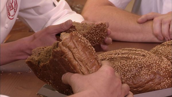 Britain's Best Bakery - Episode 6