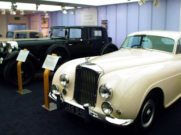 Inside Bentley: A Great British Motor Car - Episode 1