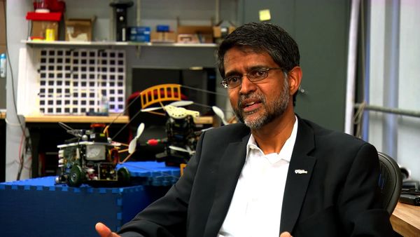 Xploration Earth 2050 - Mechanimals