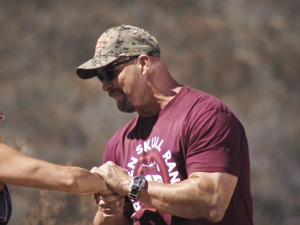 Steve Austin's Broken Skull Challenge - Steve Austin's Broken Skull Challenge The Girls Are Back In Town