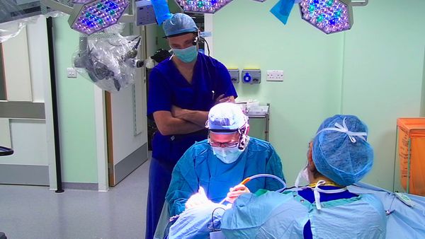 Surgeons: At the Edge of Life - At The Edge of Life