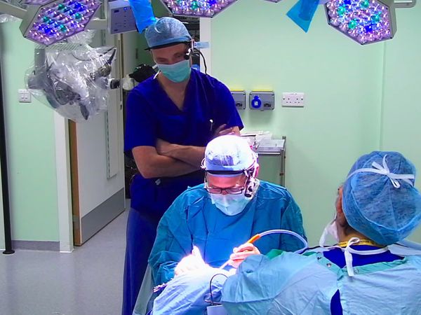 Surgeons: At the Edge of Life - At The Edge of Life