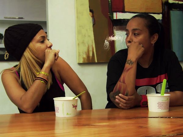 La La's Full Court Life - La & Kelly Horse Around