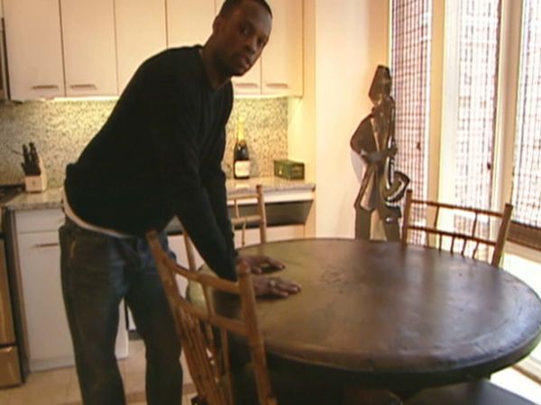 MTV Cribs - Pras, Kathy Griffin, and Andruw Jones of the Atlanta Braves.