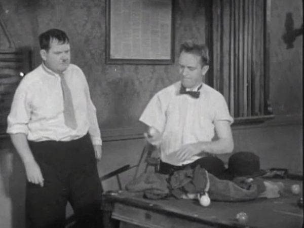 Laurel & Hardy - Any Old Port!