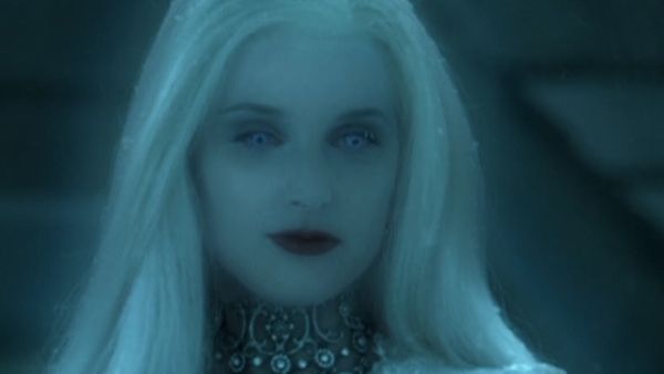 Snow Queen - Episode 1