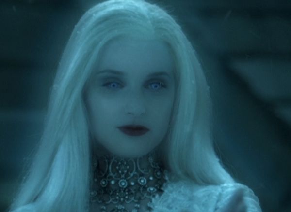 Snow Queen - Episode 1